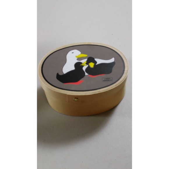Linda Morgan Duck Trinket Box Black White Ducklings Keepsake (3) - Picture 1 of 6